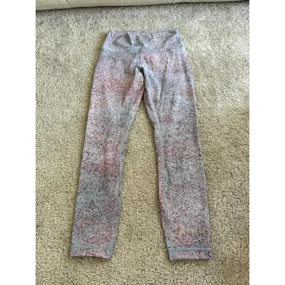 Lululemon Wunder Under Leggings size 6